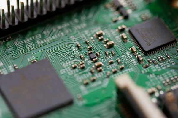 深圳3C工厂B2B独立站获客指南